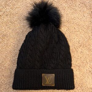 Black Knit Pom-Pom Beanie